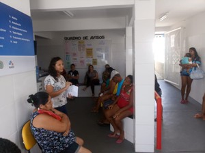 Equipe do CREAS orienta coqueirenses conscientizando a população