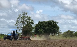 Prefeitura bate meta e fortalece agricultores de Coqueiro Seco