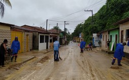 Defesa Civil e Infraestrutura garantem assistência às famílias atingidas pelas fortes chuvas